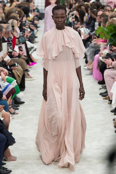 Look 26